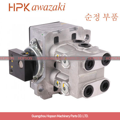 Hitachigraafwerktuig Foot Pedal Valve 1024384 1024224 1022441 voor zax240-3 zax330-3